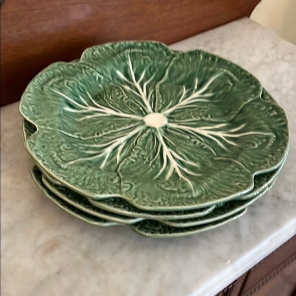 Bordallo Pinheiro-Green Leaf Ceramic Dinner Plates-Set Of Four - Picture 12 of 13